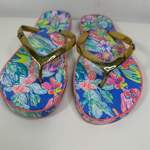 Lilly Pulitzer Flip Flops Women 9/10 Gold Straps w/Pink & Blue - Picture 6 of 14